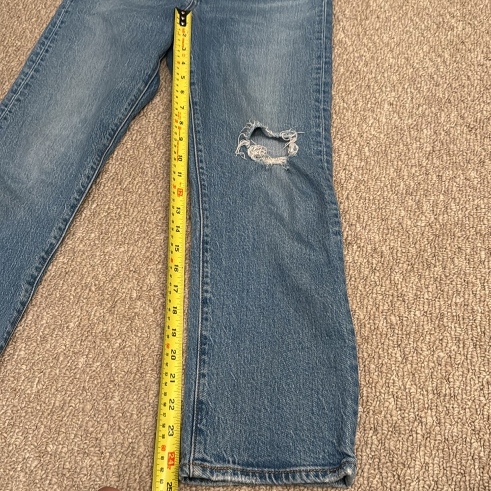 LEVI'S - WOMEN'S 26 - BLUE DENIM WEDGIE STRAIGHT JEANS CAPRI - Picture 7 of 9